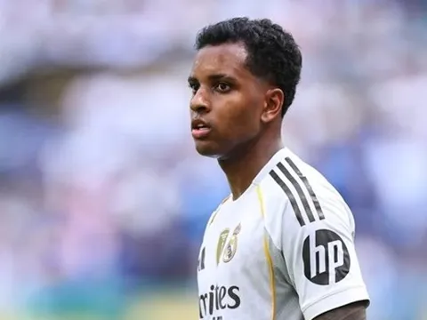 Thất bại trước Liverpool khiến Arsenal quyết tâm theo đuổi Rodrygo