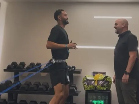Matheus Cunha kịp dự derby Manchester? Tín hiệu bất ngờ từ phòng gym