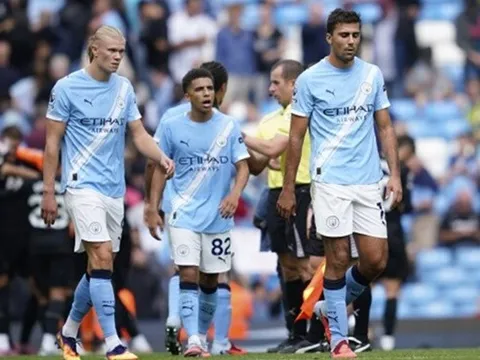 Man City chấp nhận quy định APT sau thỏa thuận với Ngoại hạng Anh
