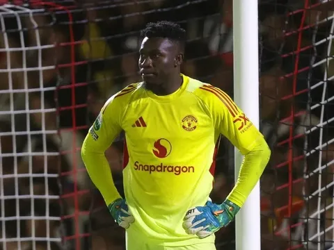 Onana được thông cảm dù mắc nhiều sai lầm ở Man United