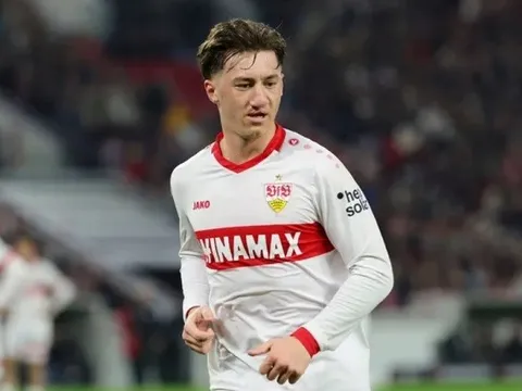 Arsenal vượt qua Man United trong cuộc đua giành Stiller