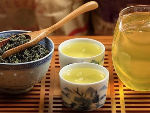 3 thói quen uống trà xanh gây hại cho thận:  90% đang mắc phải sai lầm này
