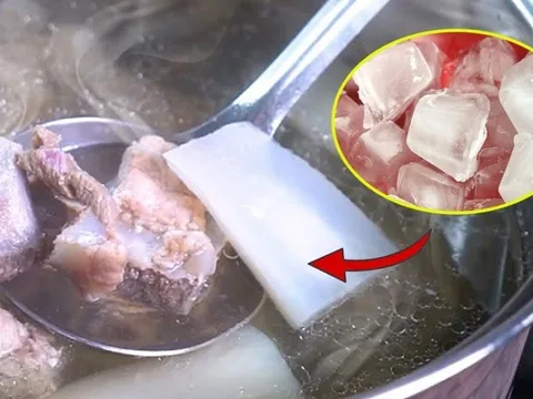 Hầm xương cho 1 thứ này vào nồi, nước trong veo, ngọt lịm chỉ sau 5 phút