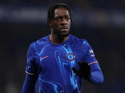 Axel Disasi tiếc nuối khi không thể rời Chelsea trong kỳ chuyển nhượng hè