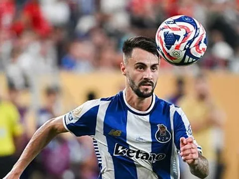 Arsenal cho mượn Fabio Vieira với mức giá "rẻ bèo"
