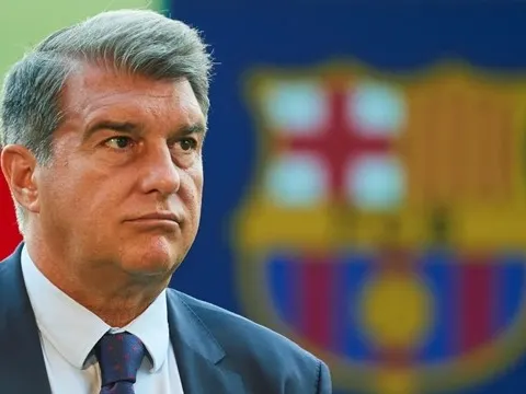 Vết gợn lớn nhất trong nhiệm kỳ của Joan Laporta tại Barcelona