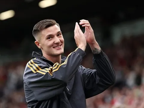 Trước derby Manchester, Ferdinand nói thẳng vấn đề của Benjamin Sesko