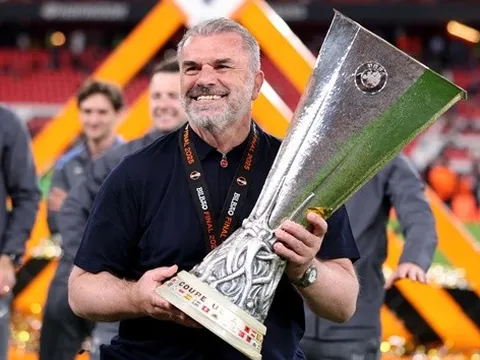 Postecoglou quyết giành danh hiệu trong mùa giải đầu tiên ở Nottingham Forest