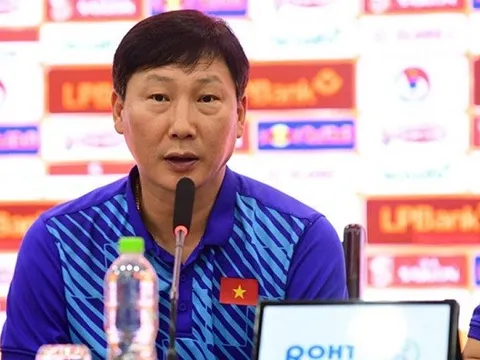 Lứa U.23 Việt Nam được HLV Kim Sang-sik chuẩn bị cho ĐTQG