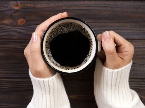 Mỗi ngày 1 cốc cà phê đen: Nghiên cứu 4,6 vạn người hé lộ bí quyết sống lâu