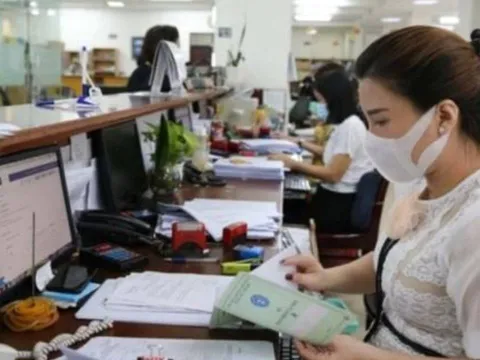 Tin vui: Công chức xã, phường sẽ được trả lương trước 15/9