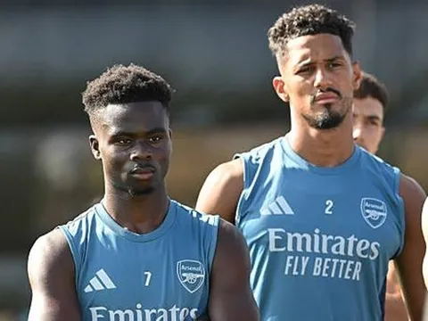Arteta xác nhận Arsenal đàm phán hợp đồng với Saliba và Saka