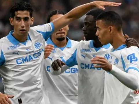 Greenwood, Gomes thăng hoa giúp Marseille đè bẹp Lorient