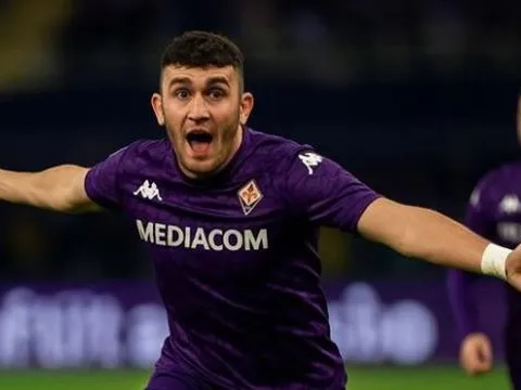 Roberto Piccoli: Trung phong mới của Fiorentina và đối tác hoàn hảo cho Moise Kean