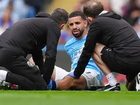 Trụ cột chấn thương nặng, Man City gặp khó ở Derby Manchester