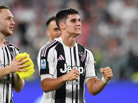 Juventus thắng nghẹt thở 4-3 trước Inter trong Derby d'Italia