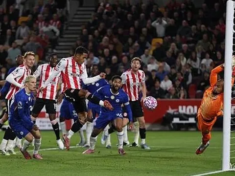 Bị Brentford "níu chân", Chelsea lỡ cơ hội tạm chiếm ngôi đầu