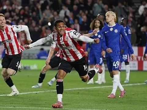 Carvalho nói gì sau bàn gỡ hòa kịch tính cho Brentford trước Chelsea?