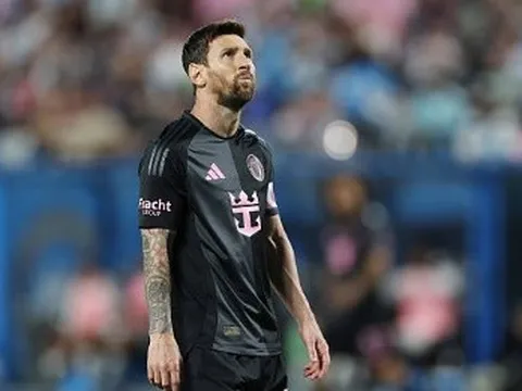 Messi hỏng phạt đền, Miami phơi áo trước Charlotte