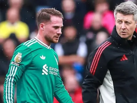 Bài toán cho Arne Slot sau trận thắng nhọc Burnley