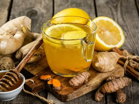 Cách uống nước gừng vào buổi sáng hỗ trợ giải độc gan thận cả ngày