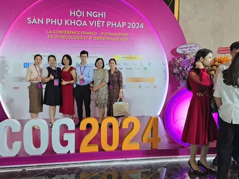 Phụ nữ tiền mãn kinh: Vì sao dễ bốc hỏa, mệt mỏi và tăng mỡ máu.