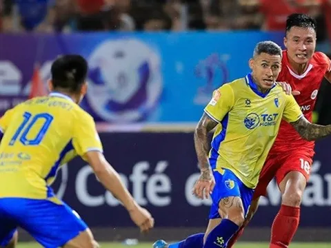HLV Teguramori thừa nhận Hà Nội FC gặp khủng hoảng tâm lý