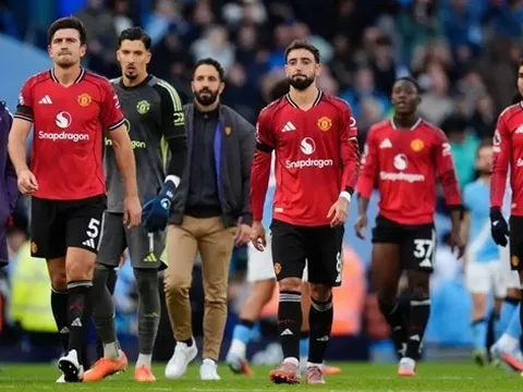 9 điều rút ra sau thảm bại của Man United trước Man City