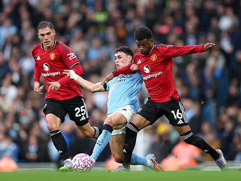 Nhìn lại derby Manchester qua những con số: Đỉnh cao và vực sâu