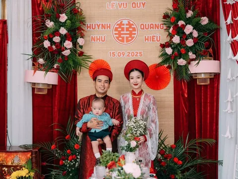 Lễ vu quy đậm chất miền Tây của Hồ Quang Hiếu - Tuệ Như, được fan khen ngợi vì một điều