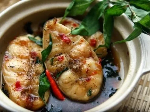 Ăn cá thường xuyên có hại với 5 nhóm người, càng ăn càng khổ!