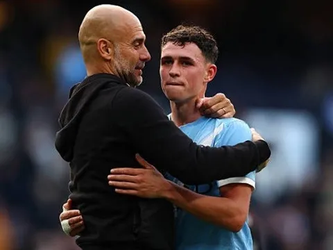 Phil Foden tìm lại phong độ đỉnh cao trong trận derby Manchester