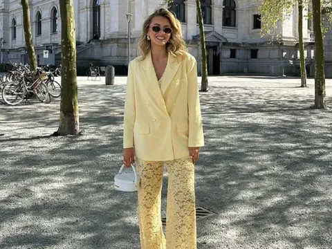 4 cách mix quần ren xịn sò đẹp chẳng kém các fashionista