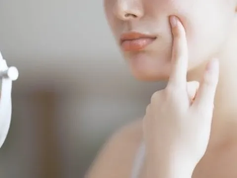6 mẹo để da đẹp hoàn hảo ngay cả những ngày thời tiết "đỏng đảnh"