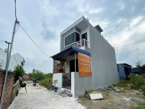 HẢI PHÒNG: Xây "nhầm" nhà 2 tầng trên đất người khác rồi "ép" chủ đất bán lại