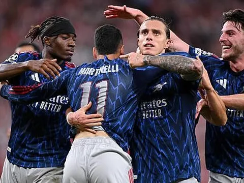 Arteta thay người tài tình, Arsenal thắng trận mở màn Champions League