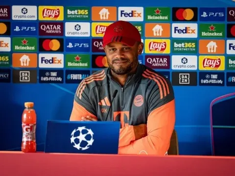 Kompany lên tiếng về quyết định của Chelsea với Sterling