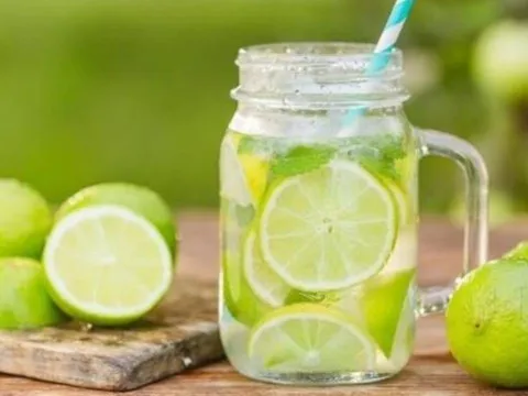 Bí quyết uống nước chanh đúng cách giúp thanh lọc cơ thể, đào thải độc tố hiệu quả
