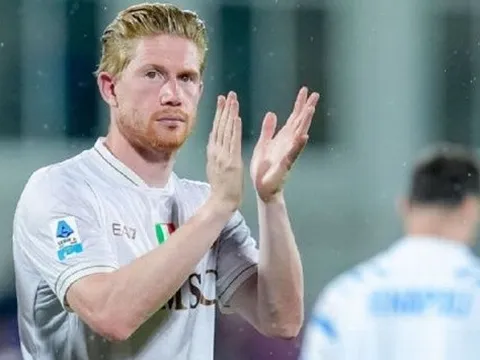 Conte nhờ De Bruyne tư vấn trước trận gặp Man City