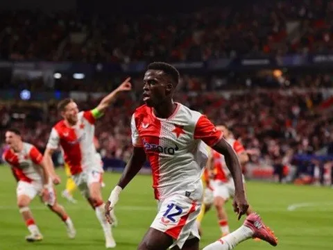 Youssoupha Mbodji: Từ hạng Năm nước Pháp đến người hùng Champions League