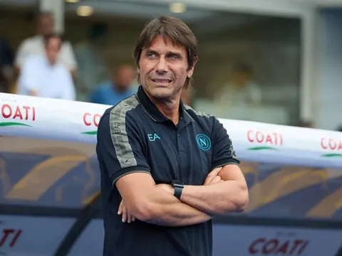 Conte bất ngờ với quyết định bán 2 cầu thủ của MU