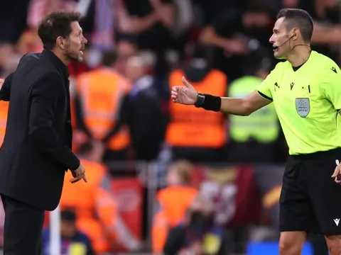 Simeone có bị cấm chỉ đạo khi Atletico đấu Arsenal?