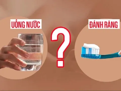 Sáng ngủ dậy nên uống nước trước hay đánh răng trước?