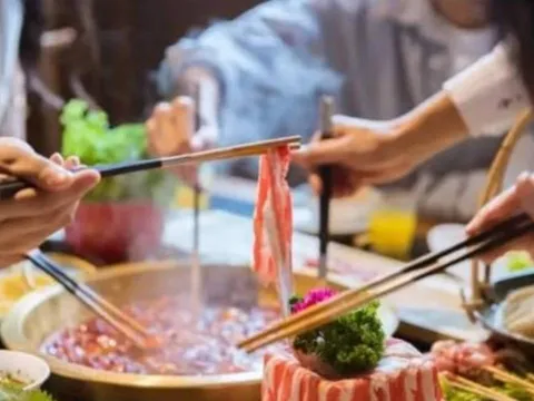 Muốn anh chị em hòa thuận cả đời? Đừng chỉ ăn cơm chung, hãy cùng nhau làm 3 điều này