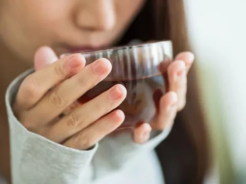 Nước đậu đen lành tính nhưng có 4 người uống vào cực hại, là ai?