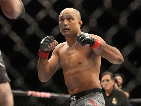 B.J. Penn: Bi kịch của một huyền thoại và hồi chuông cảnh tỉnh