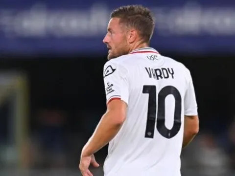 Cremonese yêu cầu kiểm tra y tế cho Vardy do lo ngại chấn thương
