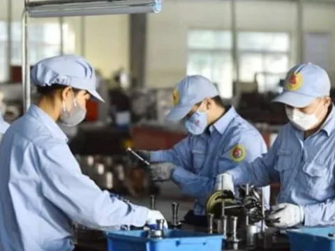 Lương cơ sở 2,34 triệu đồng chính thức bãi bỏ: Người lao động được hưởng lợi gì từ chính sách mới?