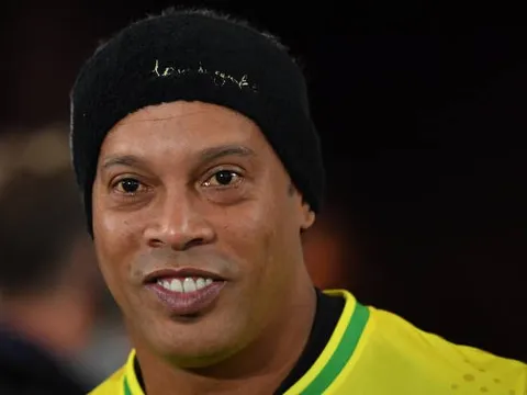 Lời tiên tri dang dở của Ronaldinho về Pogba và Quả bóng Vàng