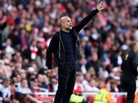 Guardiola thừa nhận “chịu đựng” khi Man City hòa Arsenal